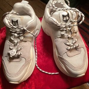 NAKED WOLFE 🐺 Art Track Sneakers White & Grey 👟 Women’s 6.5🩶🤍⚡️